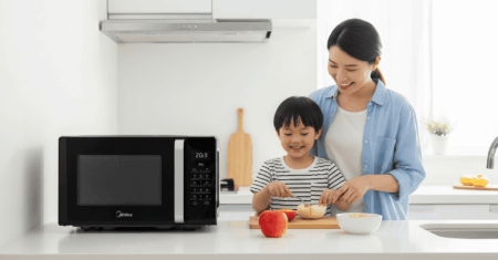 micro-ondas Midea 20L preto: Review Completo, Análise e se Vale a Pena em 2024